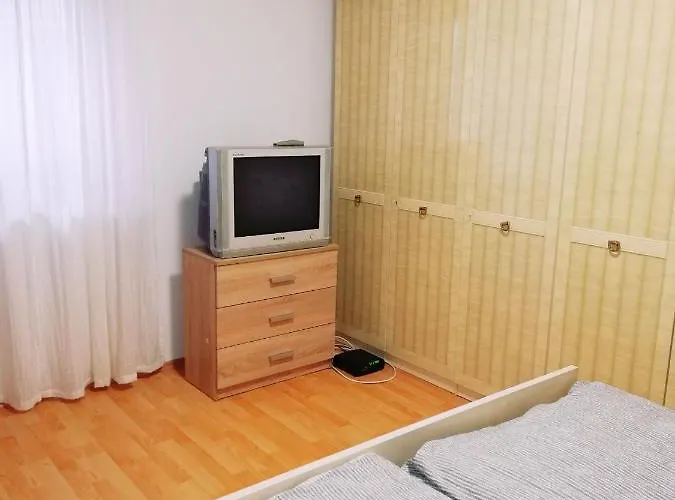 Napvirag Vendeghaz * Keszthely